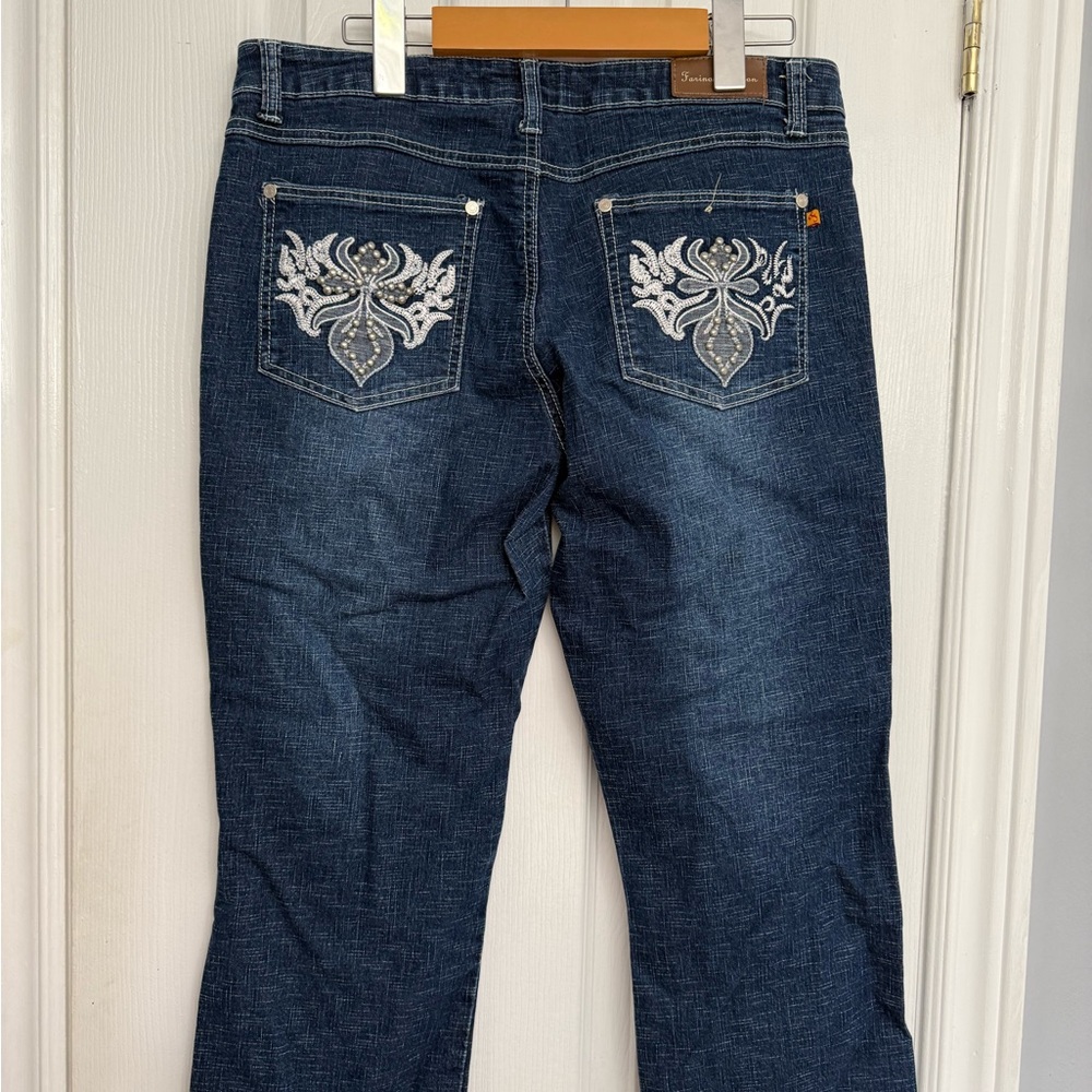 Stylish Blue Embroidered Women's Jeans